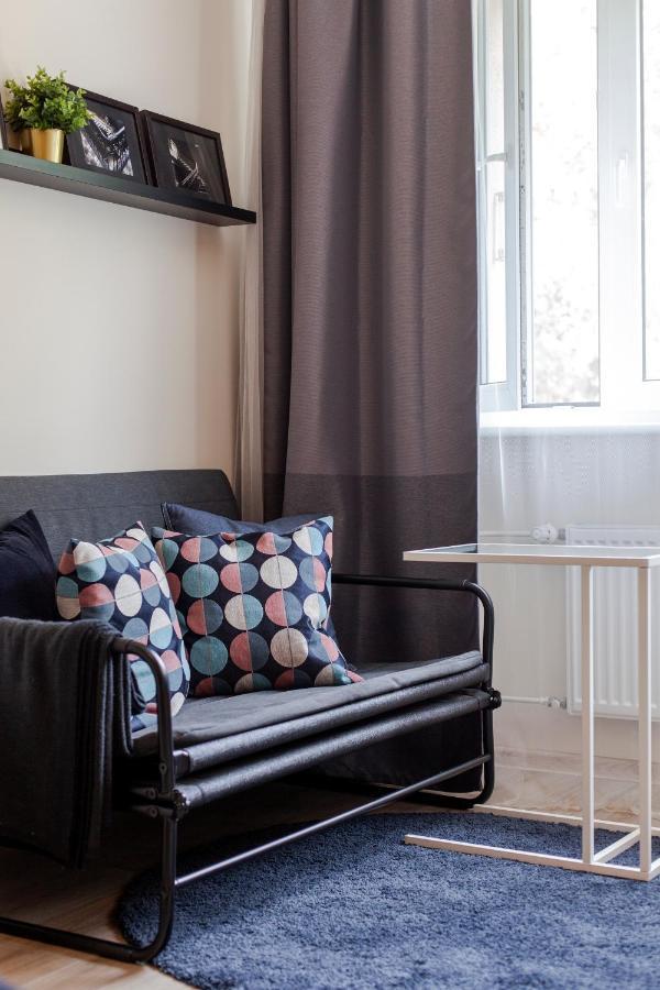 Scandinavian Style Apartment In City Center Tallinn Bagian luar foto