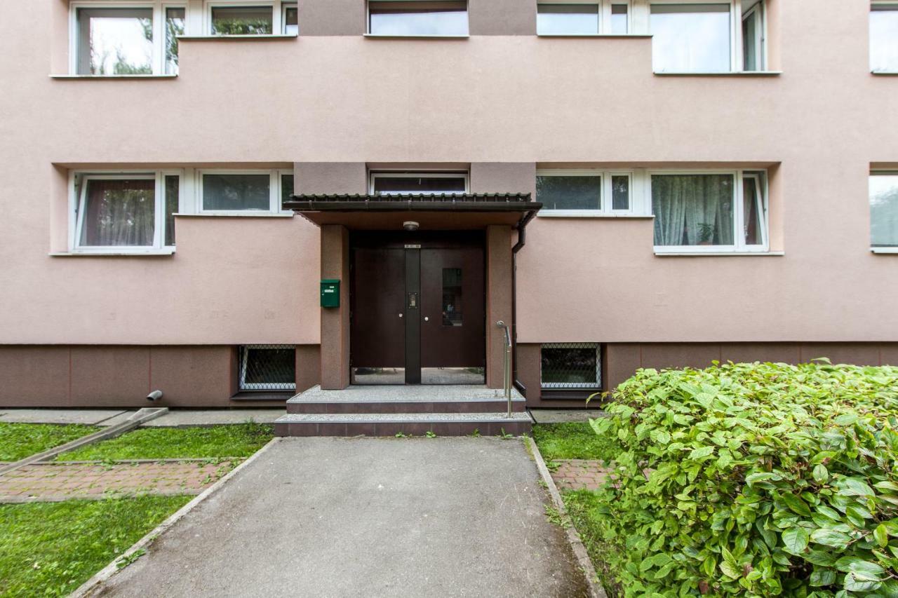 Scandinavian Style Apartment In City Center Tallinn Bagian luar foto